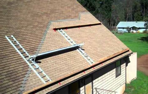 ladders for steep pitched roofs